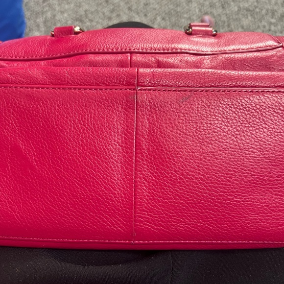 Pre-loved Kate Spade Pink Rectangle Leather Bag with Bow - Picture 11 of 14